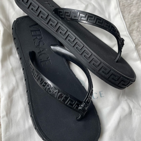 Versace black flip flops summer US5 - Picture 6 of 7